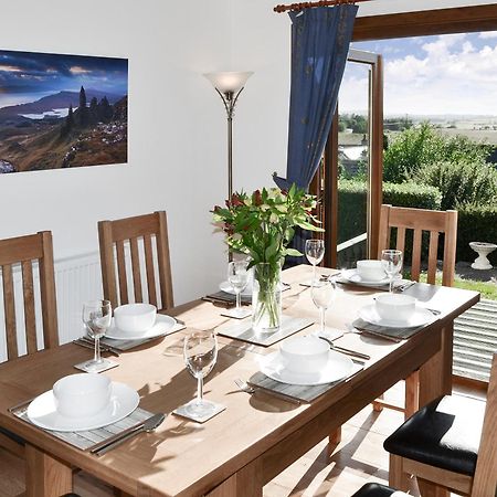 Auldfield Villa Lhanbryd Екстериор снимка